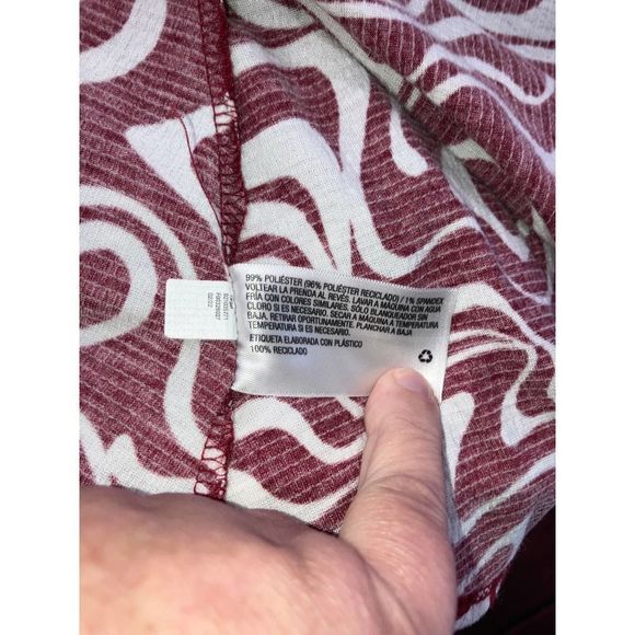 Ava & Viv Red/White Swirl Cross Front Dress 4X! - Picture 8 of 8